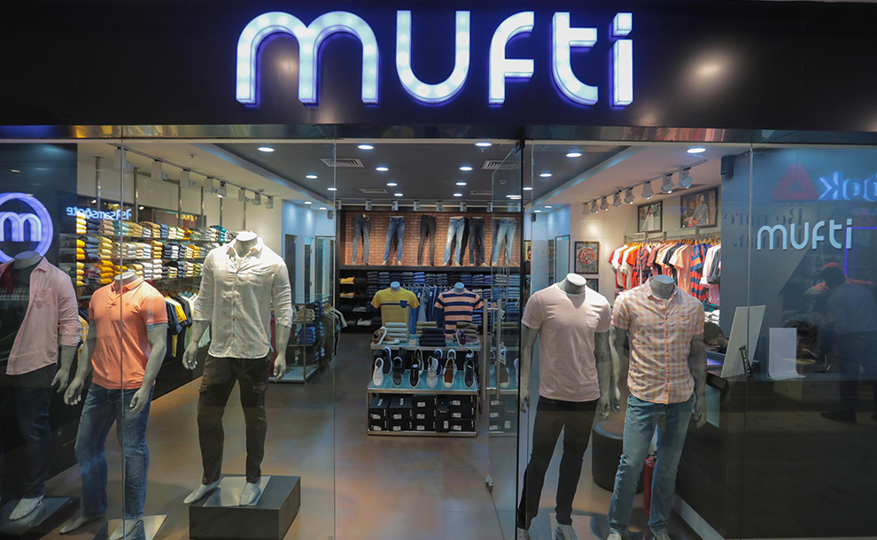 Mufti - Men's Wear - Infinti Mall Andheri.