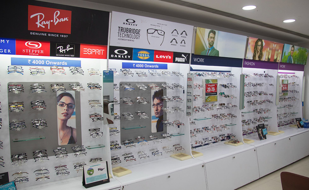 Titan Eyeplus - Eyewear & Watches - Infinti Mall Malad.