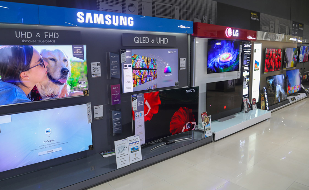 Reliance Digital - Electronics & Gaming - Infinti Mall Malad.
