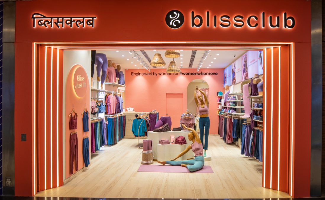 Bliss club store malad