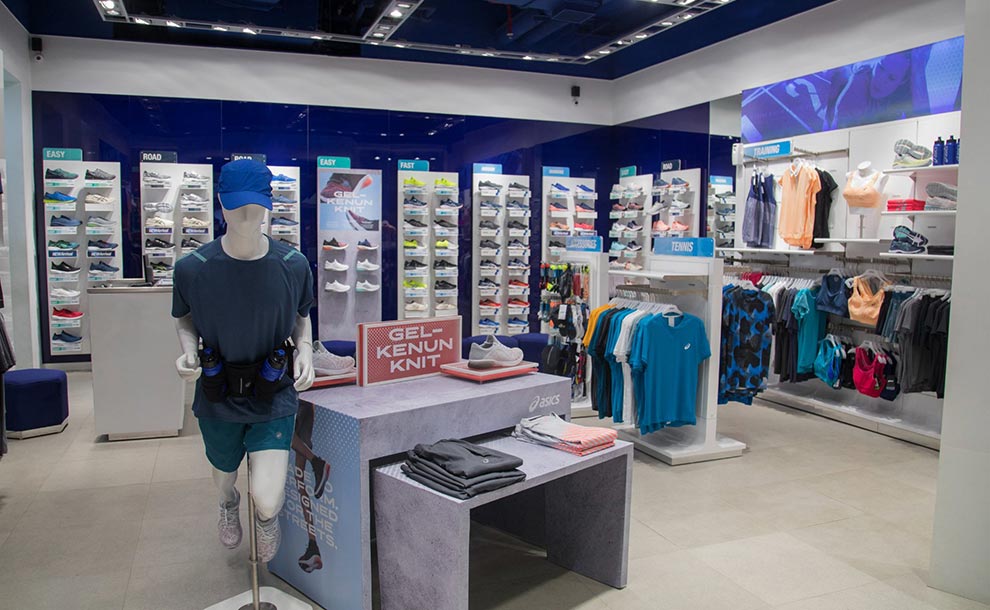 Asics outfits store malad