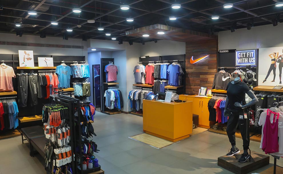 Sømand vinder Mania Nike, Andheri - Active Wear & Sports - Infiniti Mall - Shopping Mall in  Mumbai