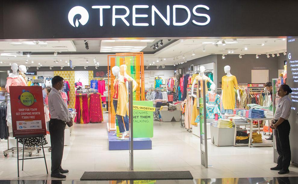 Trends store Malad