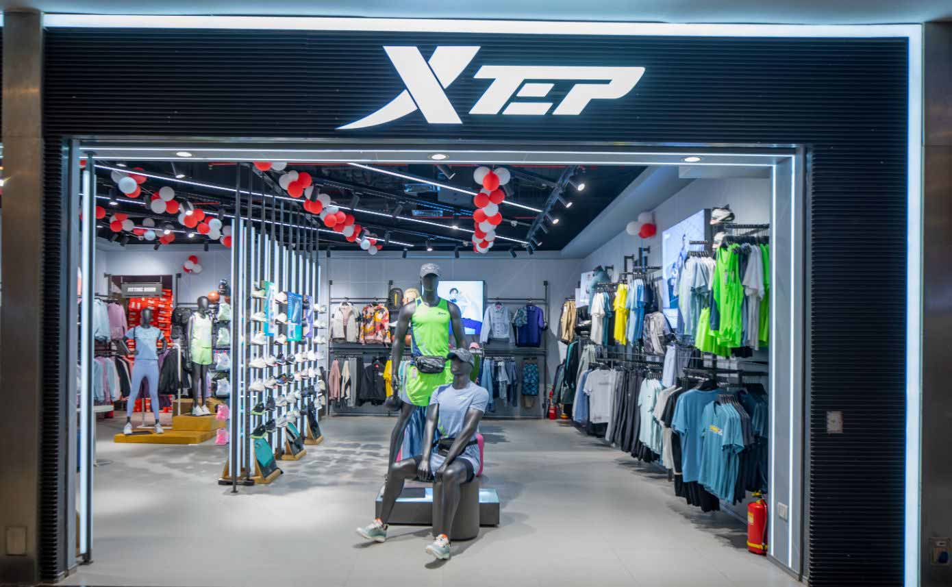 Xtep Outfits store Malad
