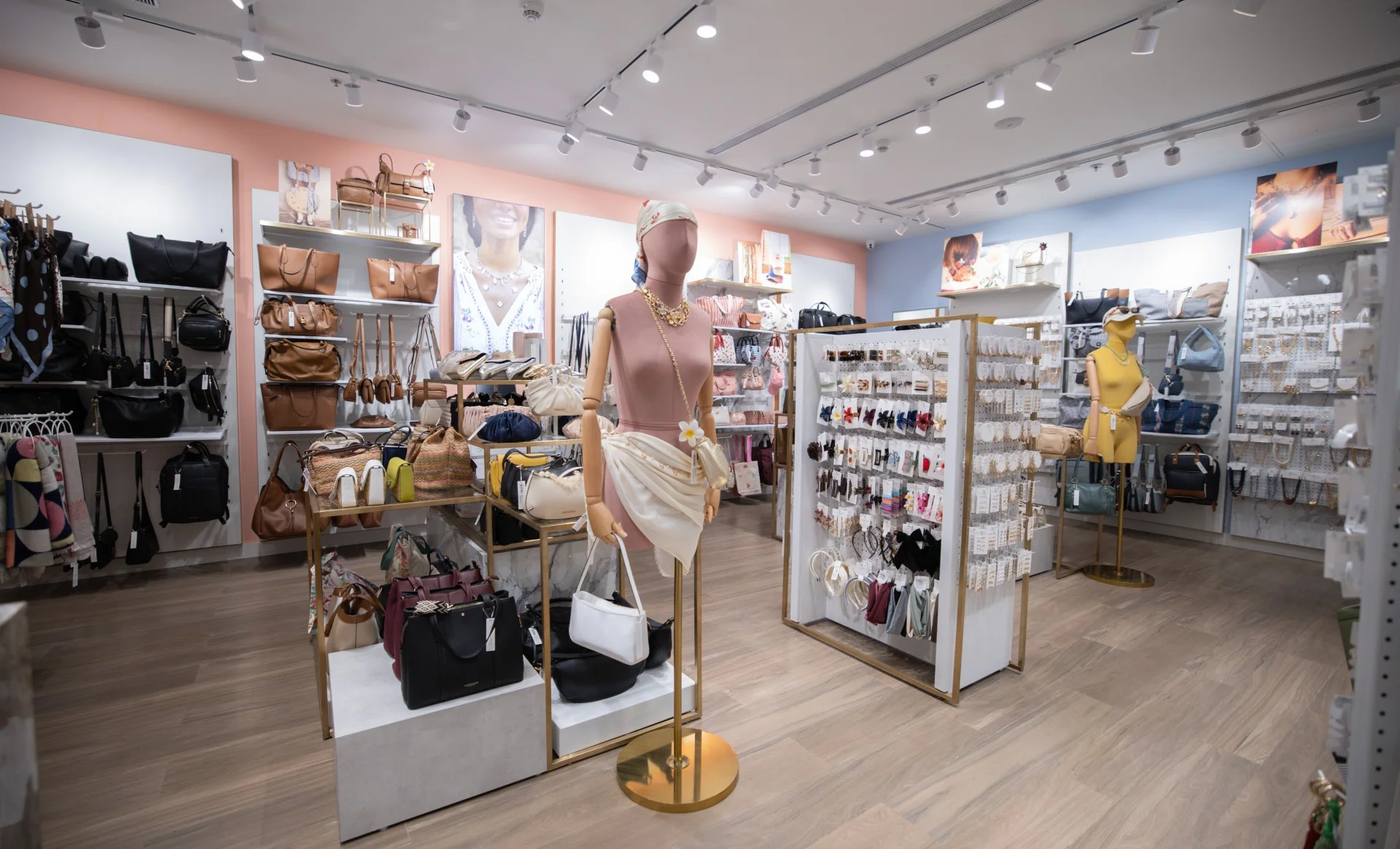 Accessorize_Interior malad