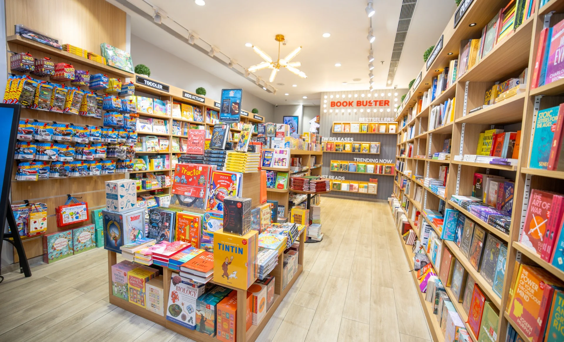 Bargain Book Hut_Interior