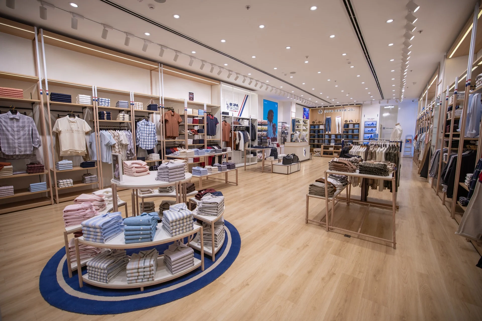 US Polo ASSN_INterior
